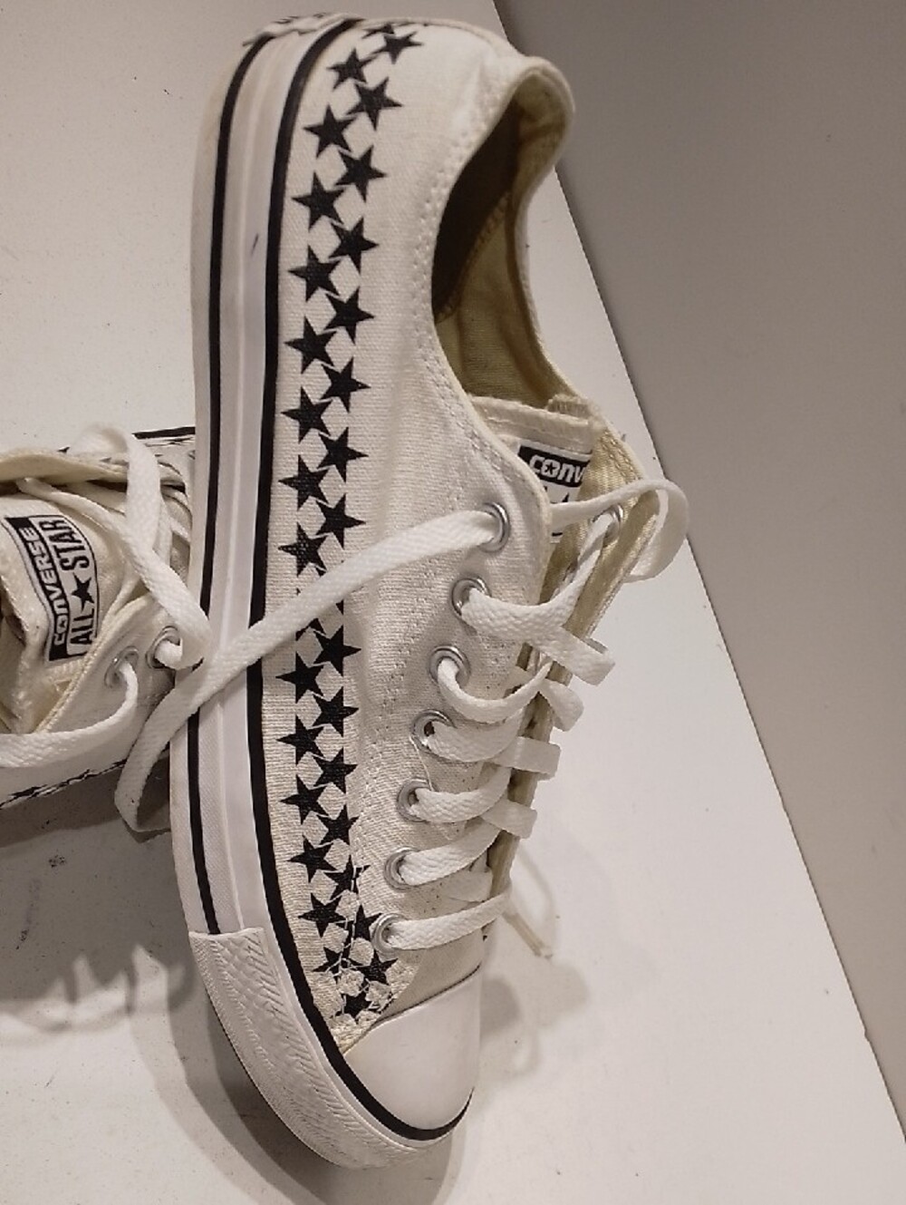 Converse White Low Top Sneakers with Black Star Pattern - Picture 4 of 6